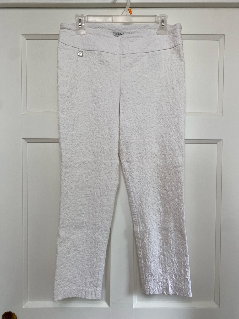 S.C. & Co. White Textured Leggings | Straight Leg